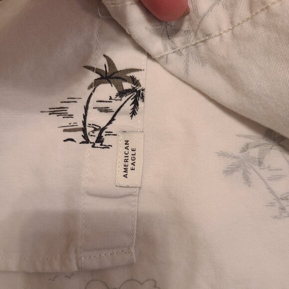 American Eagle Palm Tree Print Button-Up Shirt - Men's Small - Picture 11 of 13